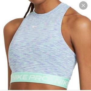 Nike Pro crop top